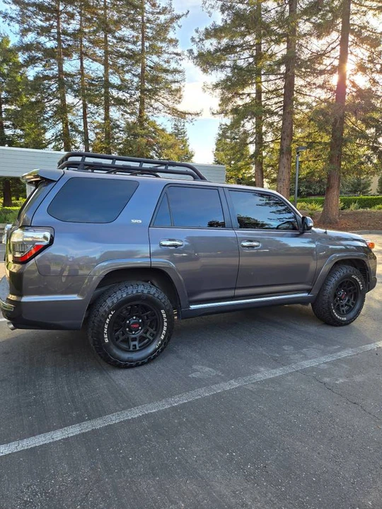 2012 Toyota 4Runner 5th Gen - Image 4 of 12