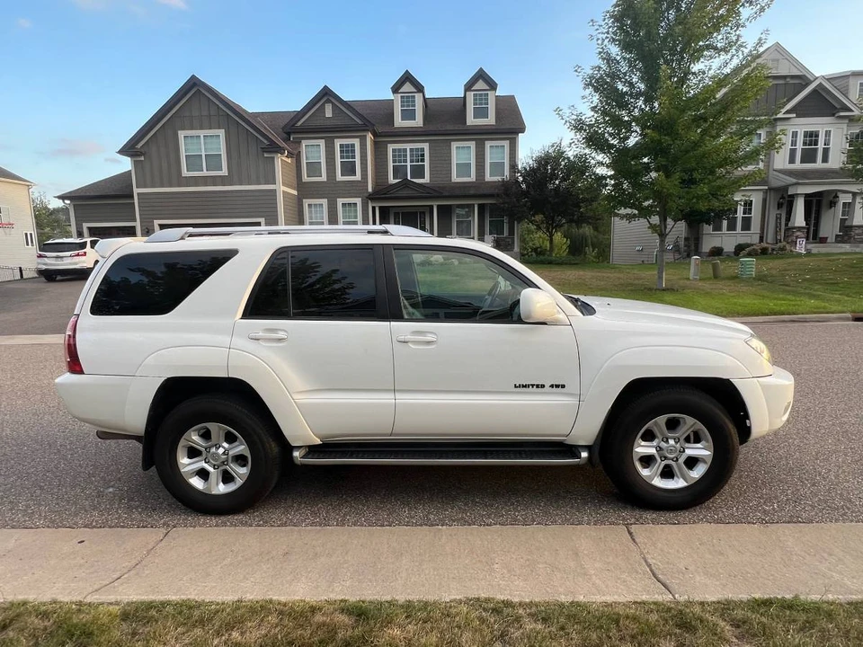 2004 Toyota 4Runner 4th Gen - Image 5 of 24