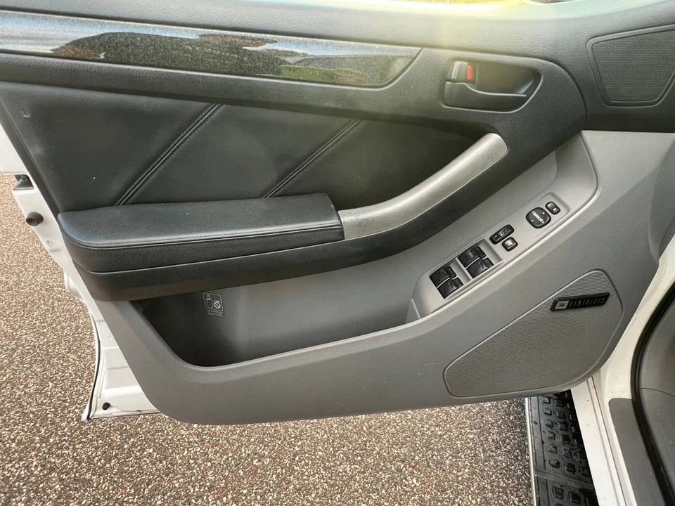 2004 Toyota 4Runner 4th Gen - Image 9 of 24
