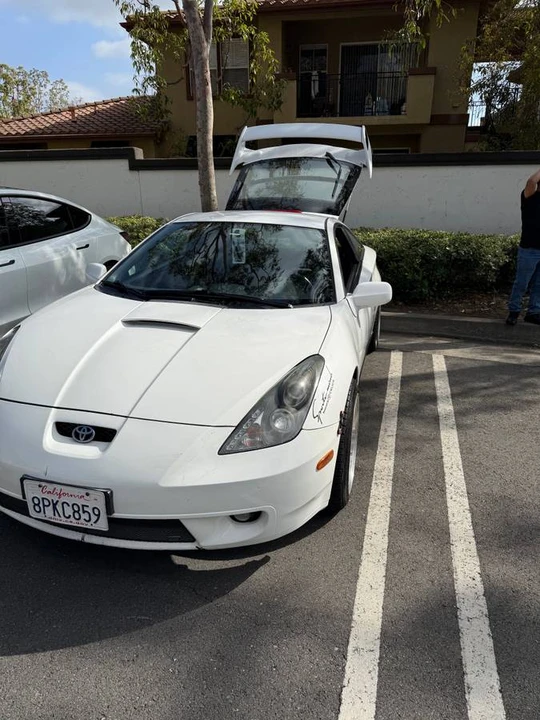 2000 Toyota Celica 7th Gen - Image 2 of 17