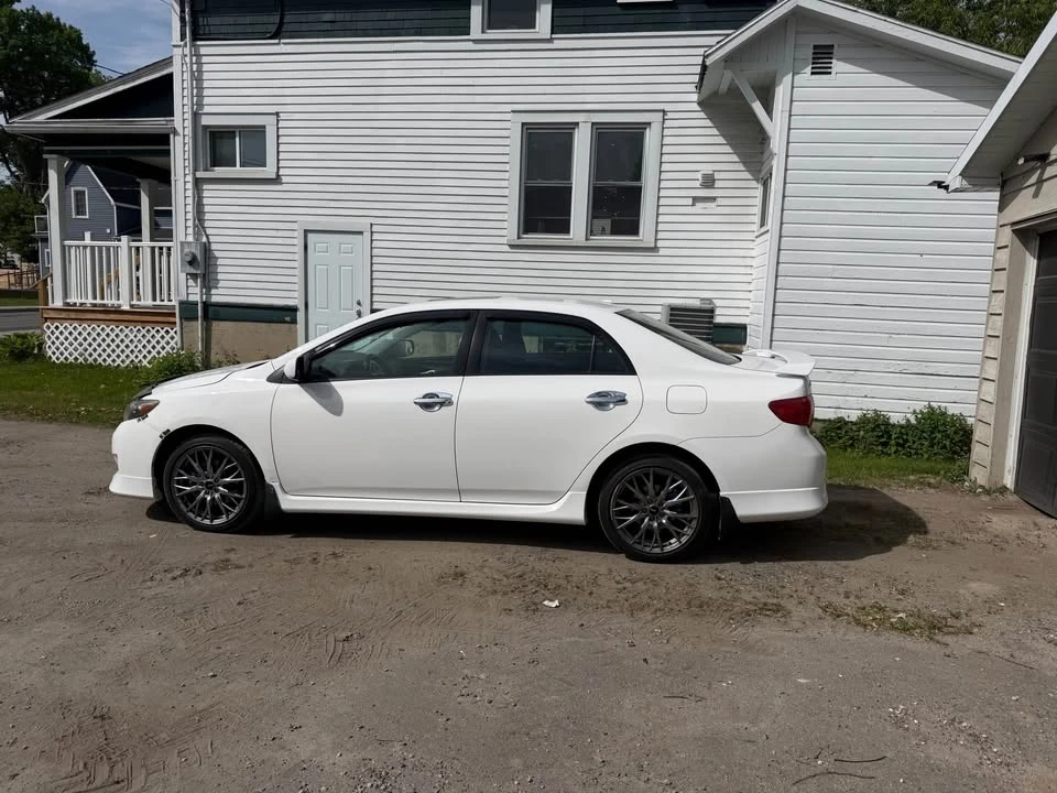 2010 Toyota Corolla 10th Gen - Image 3 of 10