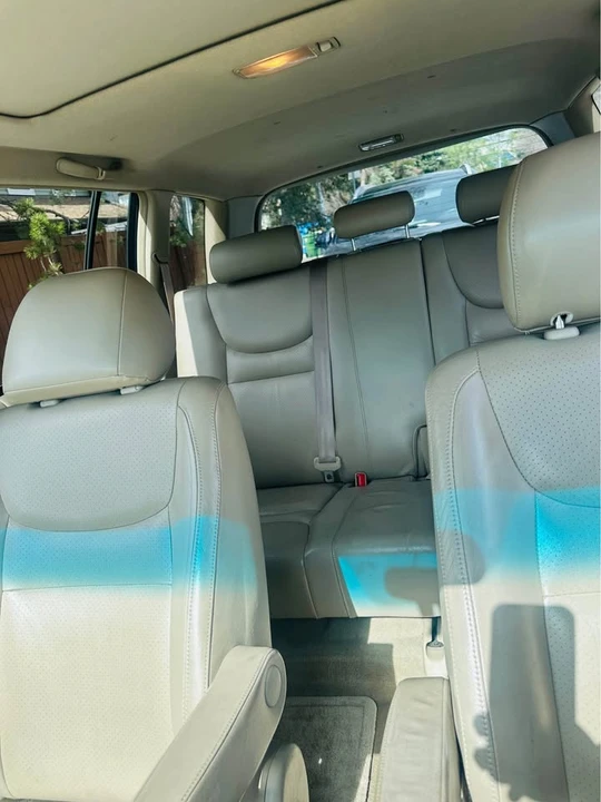 Toyota Highlander - Image 7 of 9
