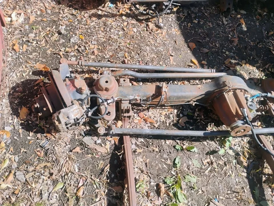 1991 Parts & Memorabilia Gearboxes - Image 5 of 6