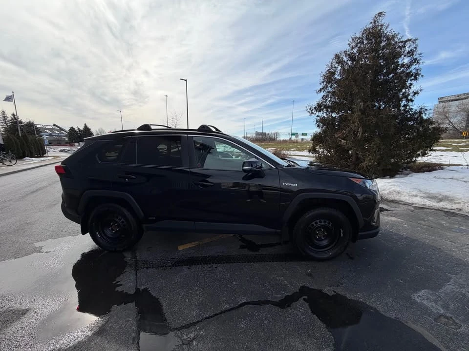 Toyota RAV4 - Image 6 of 10
