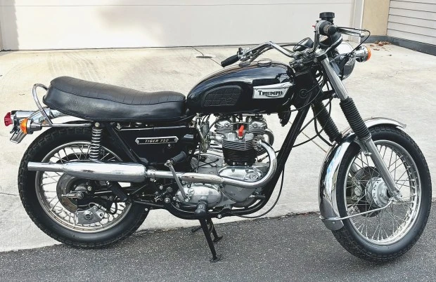 1976 Triumph Bonneville T140 - Image 2 of 6