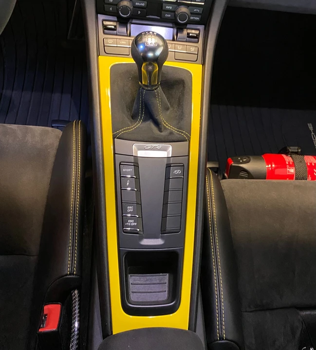 2016 Porsche 981 Cayman GT4 - Image 10 of 10