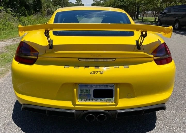 2016 Porsche 981 Cayman GT4 - Image 4 of 10