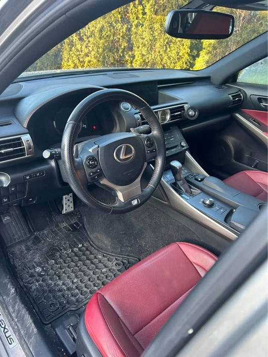 2016 Lexus IS 3rd Gen - Image 7 of 8