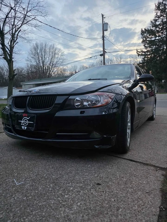 2008 BMW E90 3 Series Sedan - Image 2 of 10