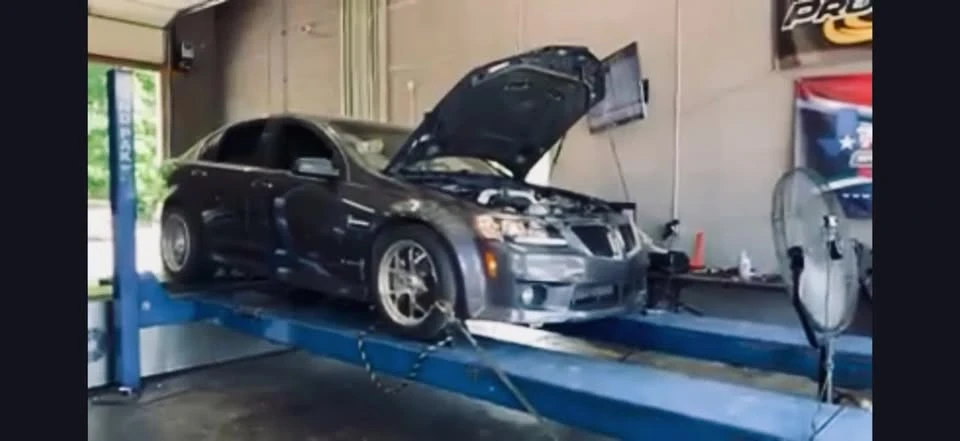 Pontiac G8 - Image 11 of 11
