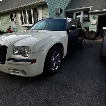 Dodge Magnum SRT