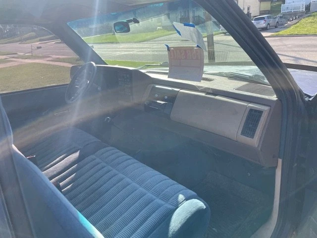 1993 Chevrolet Silverado - Image 3 of 7