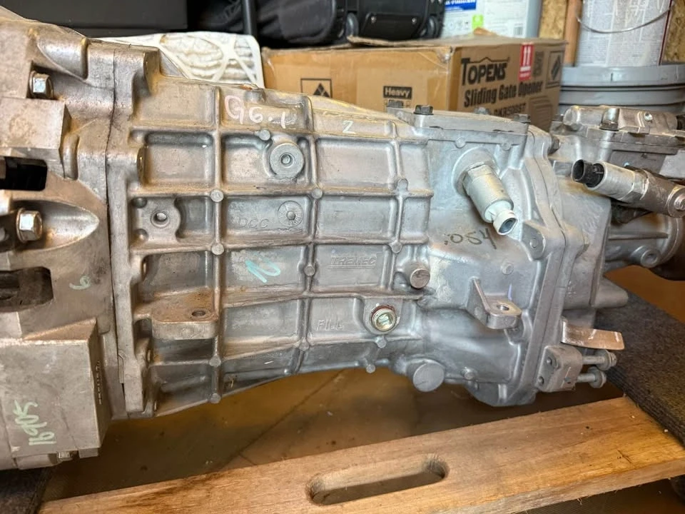 Parts & Memorabilia Gearboxes - Image 2 of 5