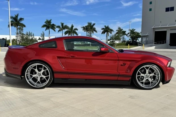 2012 Ford S197 Mustang - Image 3 of 7