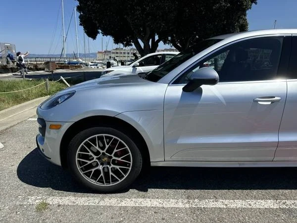 2016 Porsche Macan Turbo - Image 4 of 10