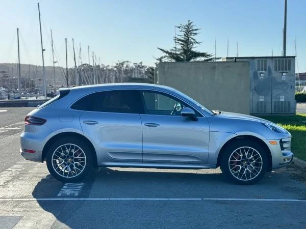 2016 Porsche Macan Turbo - Image 3 of 10