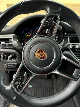 2016 Porsche Macan Turbo - Image 11 of 17