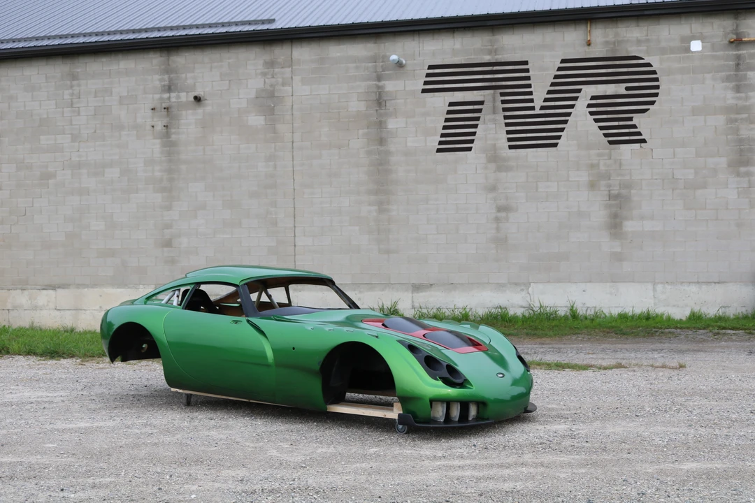Parts & Memorabilia Bodywork - Image 5 of 31
