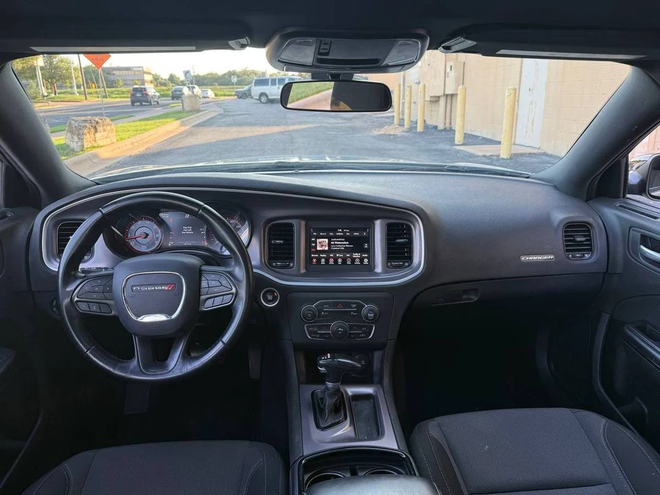 2020 Dodge Charger 7th Gen - Image 15 of 24