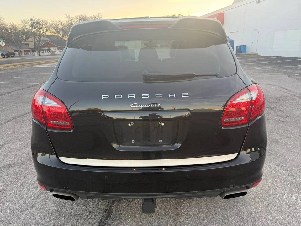 2014 Porsche 958 Cayenne - Image 7 of 23