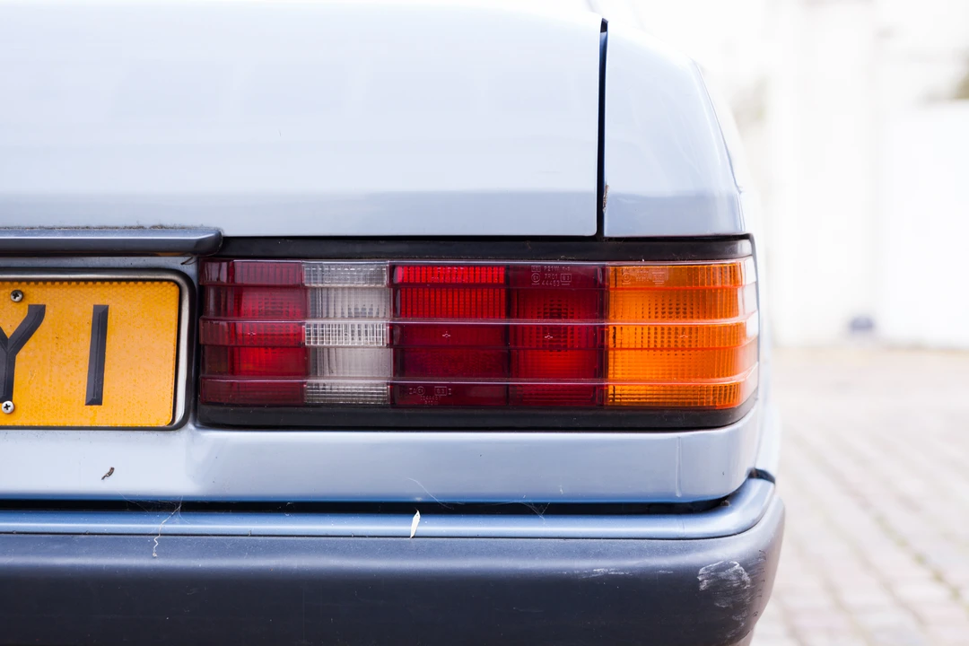 Mercedes-Benz 190E - Image 25 of 31