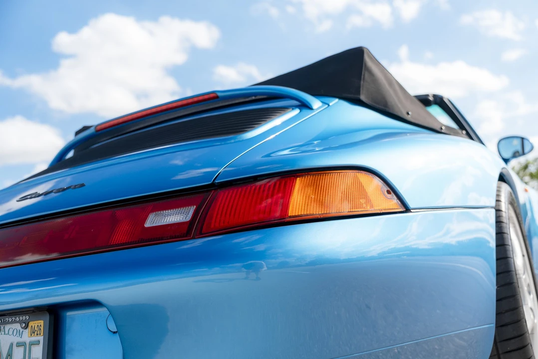 1995 Porsche 993 Carrera - Image 27 of 31