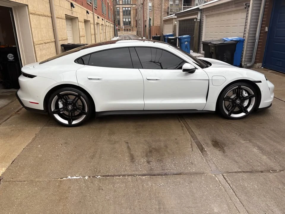 2023 Porsche Taycan - Image 7 of 10