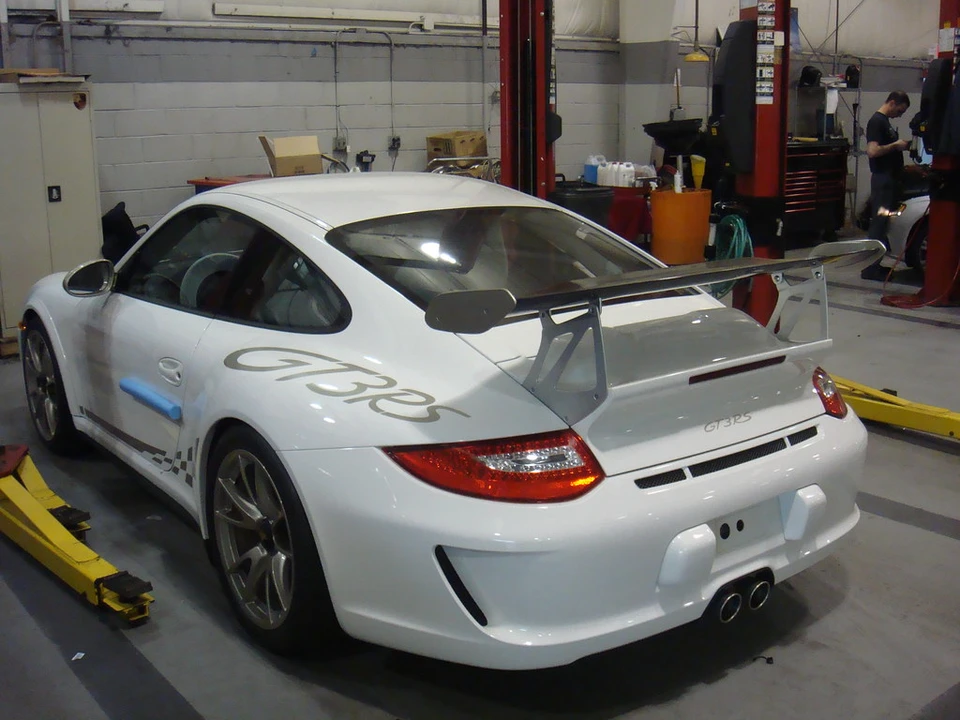 2010 Porsche 997 GT3 RS - Image 3 of 4
