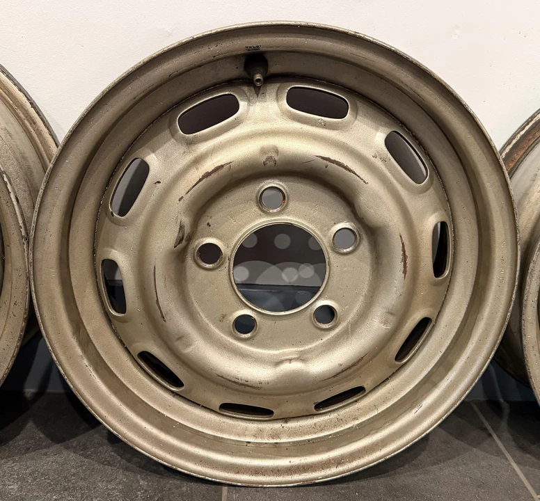Parts & Memorabilia Porsche Wheels - Image 9 of 31