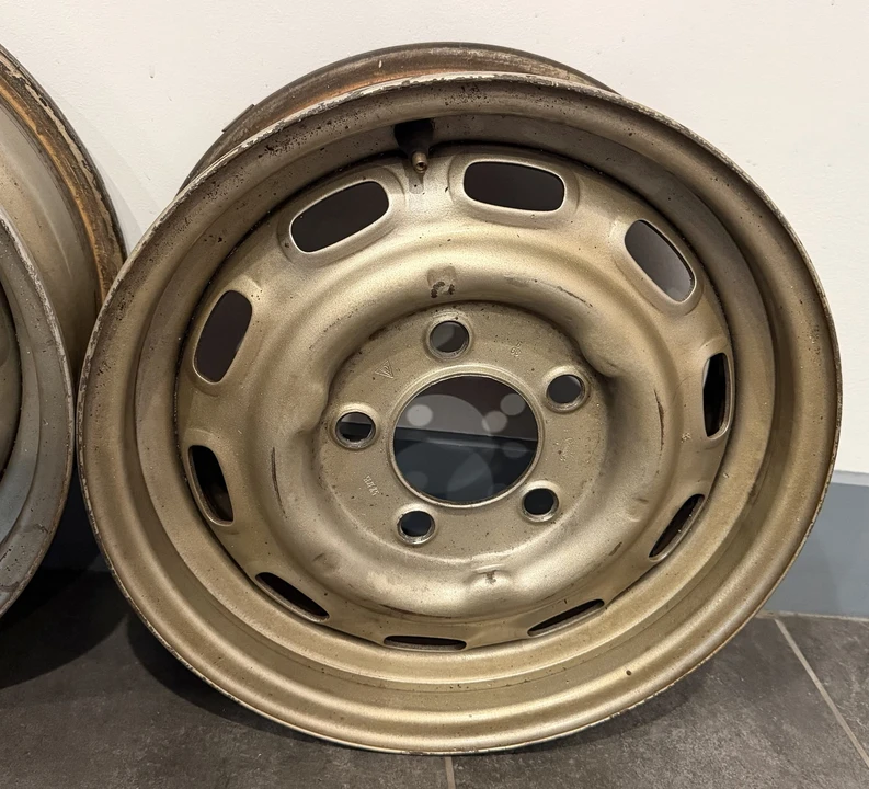 Parts & Memorabilia Porsche Wheels - Image 7 of 31
