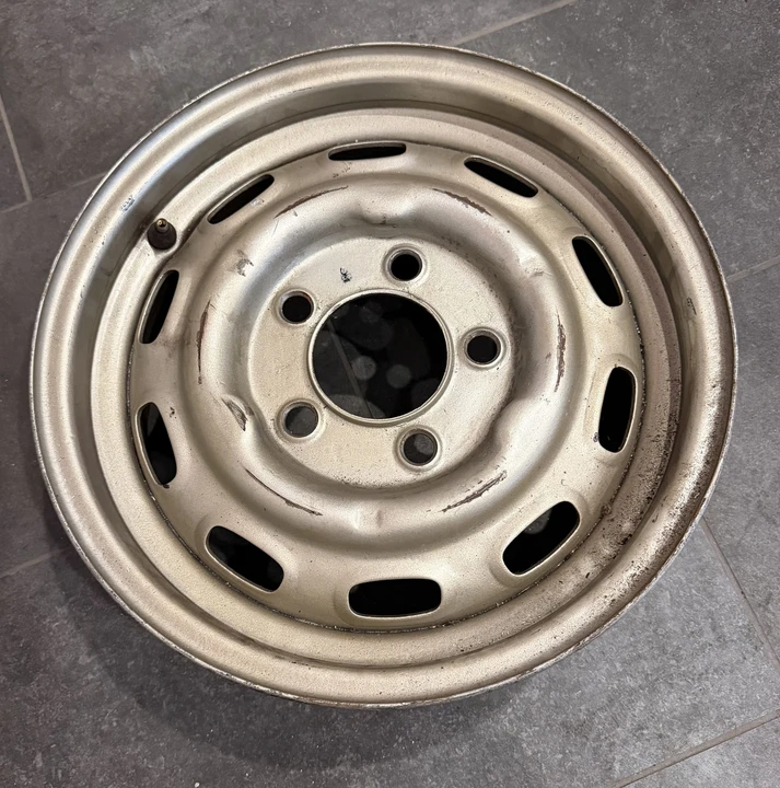 Parts & Memorabilia Porsche Wheels - Image 10 of 31