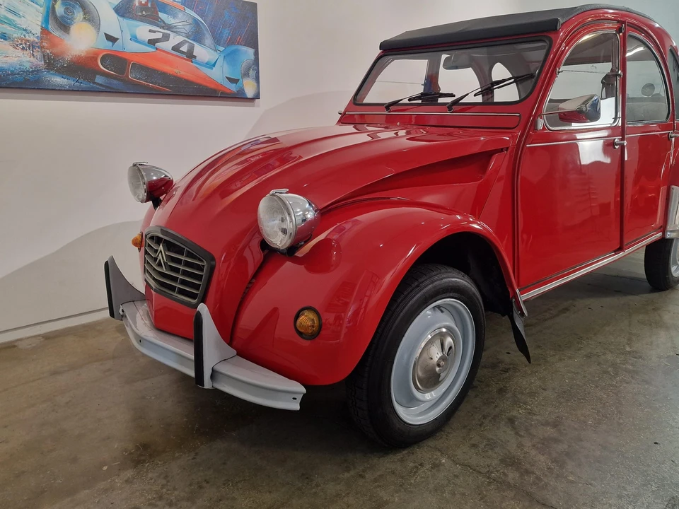 Citroen 2CV - Image 12 of 31