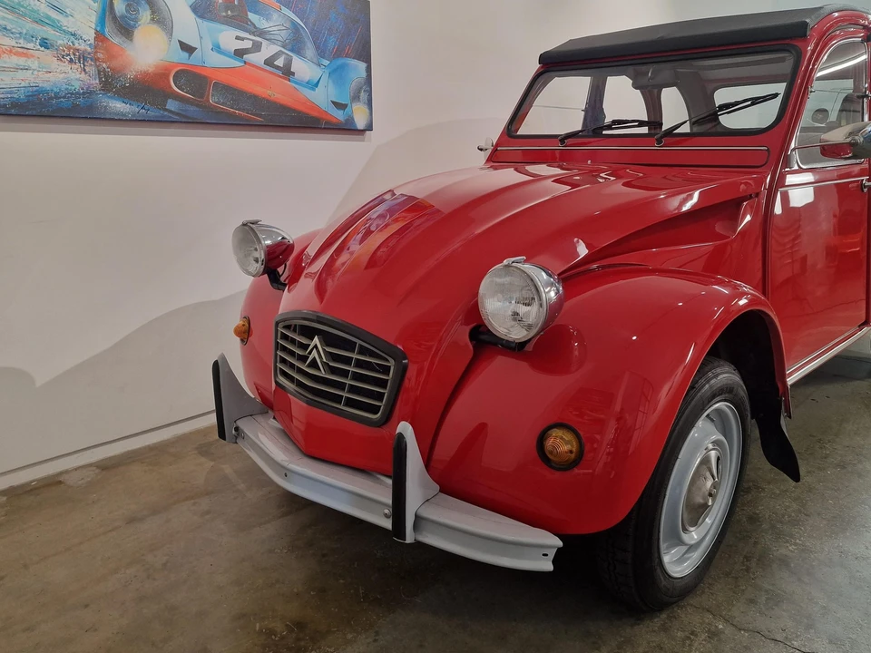 Citroen 2CV - Image 11 of 31
