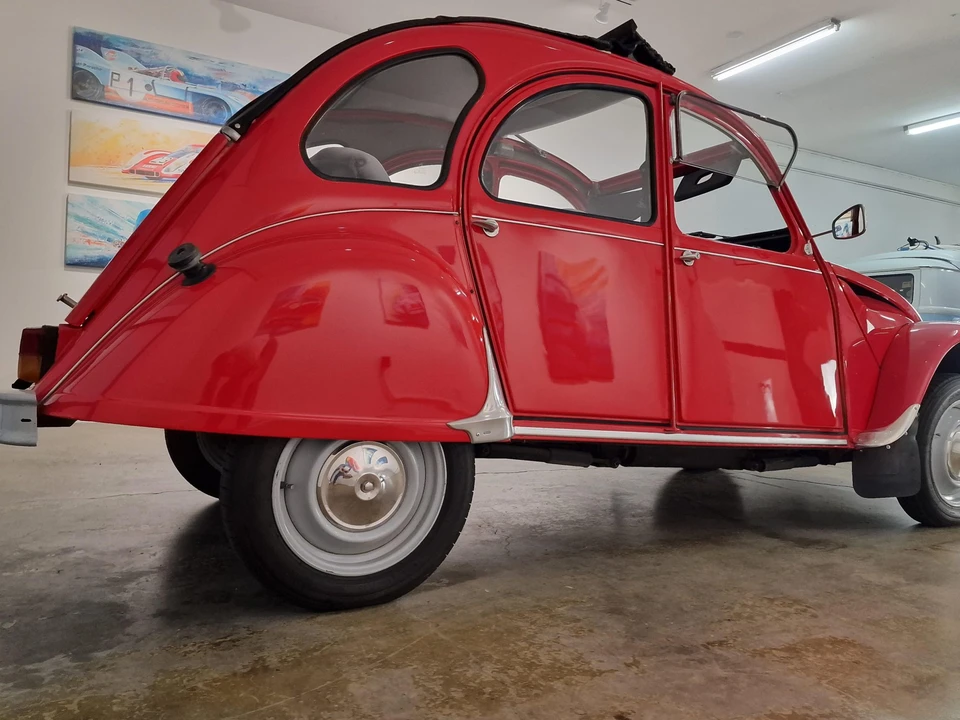 Citroen 2CV - Image 28 of 31