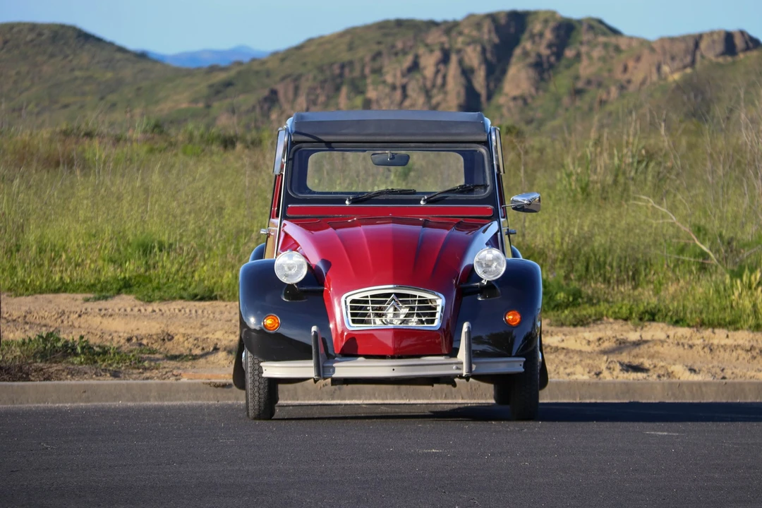 Citroen 2CV - Image 4 of 31