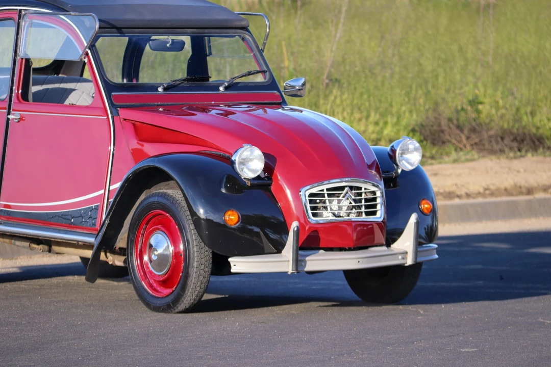 Citroen 2CV - Image 26 of 31