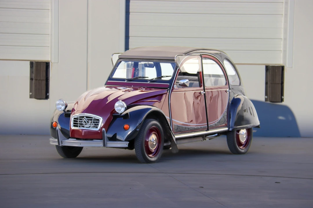 Citroen 2CV - Image 20 of 31