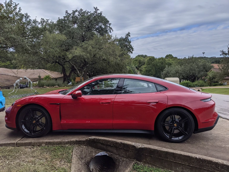 2020 Porsche Taycan 4S - Image 4 of 6