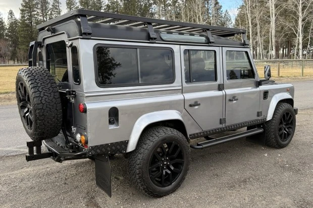 1986 Land Rover Defender 110 - Image 2 of 7