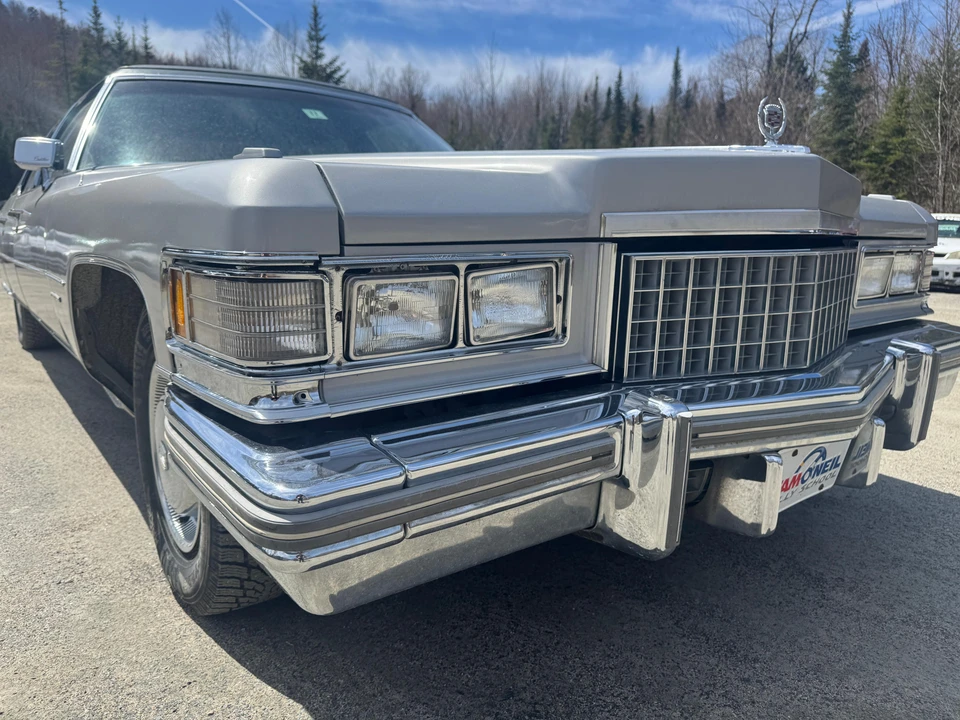 1976 Cadillac Fleetwood - Image 15 of 31
