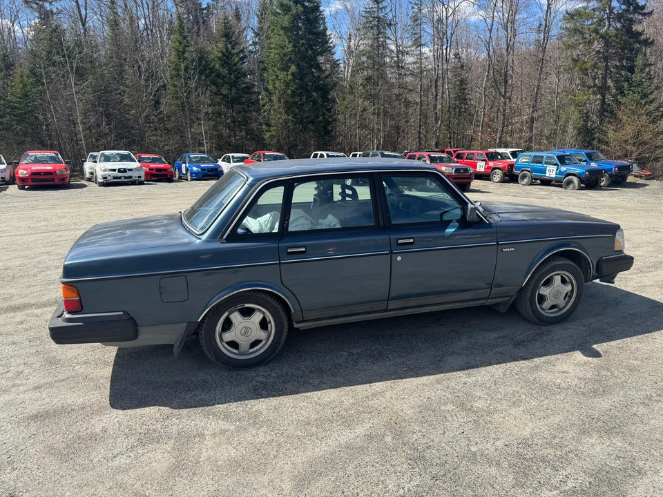 1988 Volvo 200 Series - Image 13 of 31