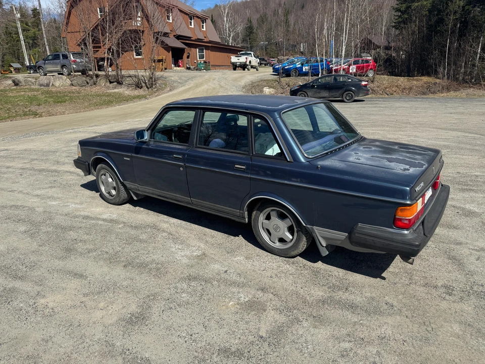 1988 Volvo 200 Series - Image 10 of 31