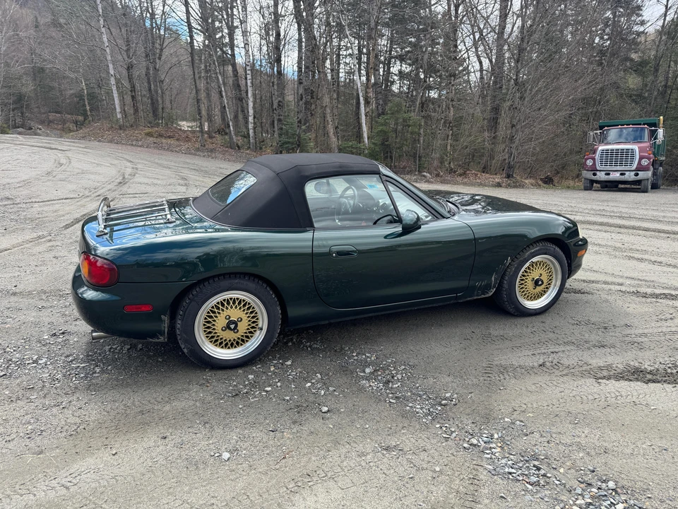 1999 Mazda NB MX-5 Miata - Image 24 of 31