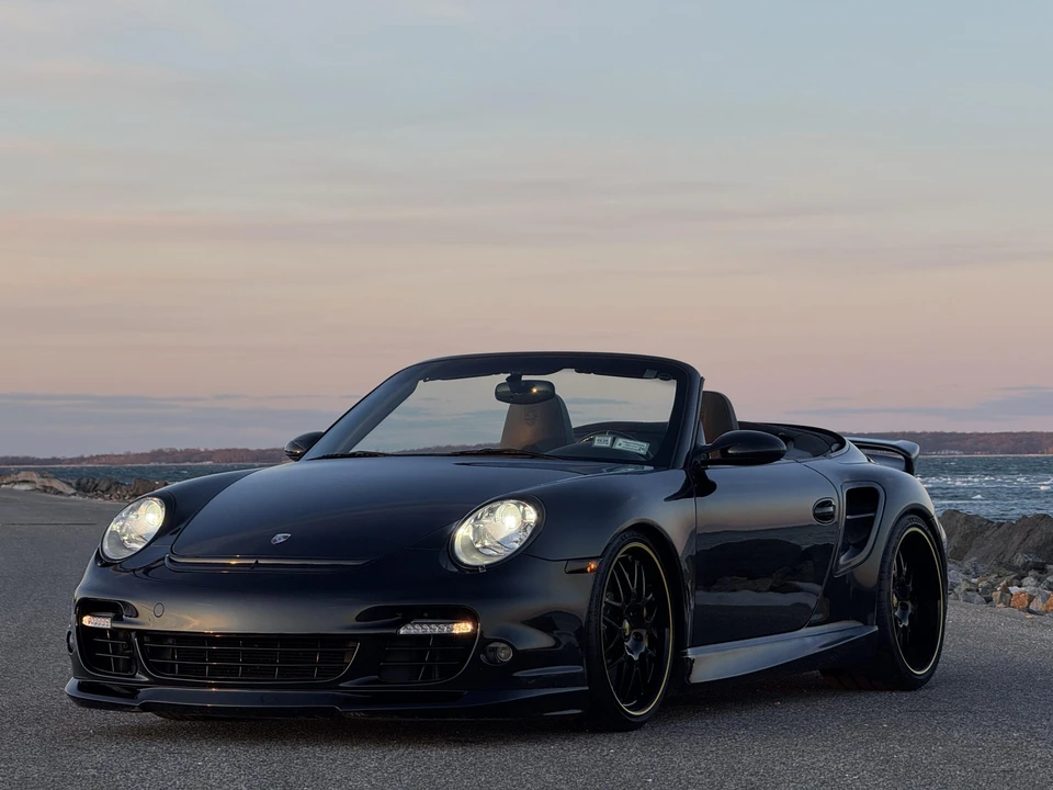 2009 Porsche 997 Turbo - Image 16 of 31