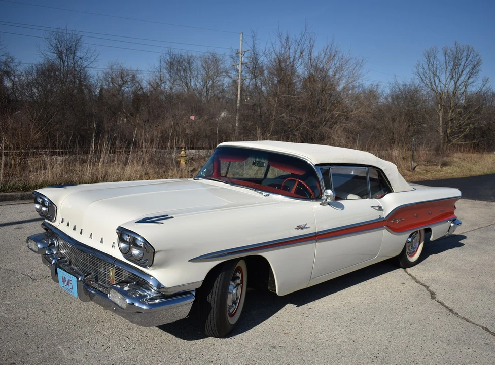 1958 Pontiac Chieftain - Image 4 of 31