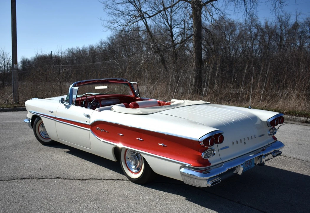 1958 Pontiac Chieftain - Image 7 of 31