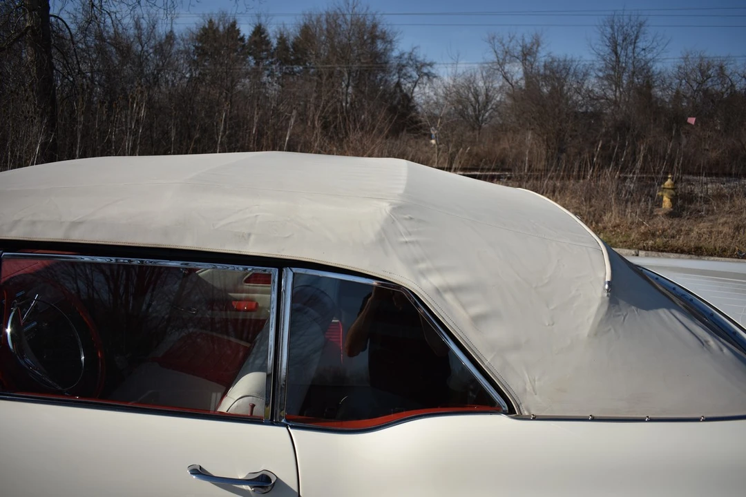 1958 Pontiac Chieftain - Image 27 of 31
