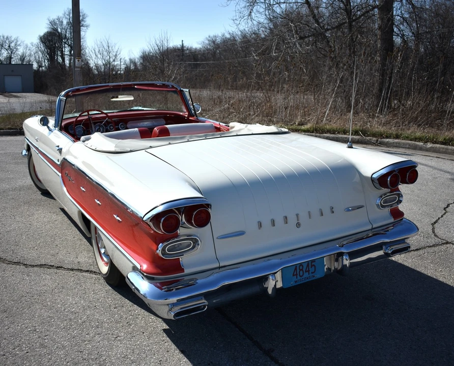 1958 Pontiac Chieftain - Image 8 of 31