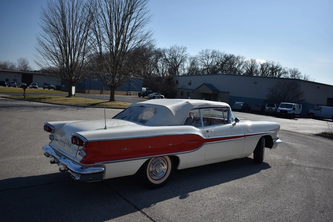 1958 Pontiac Chieftain - Image 30 of 31