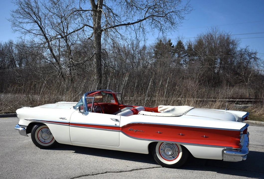 1958 Pontiac Chieftain - Image 6 of 31